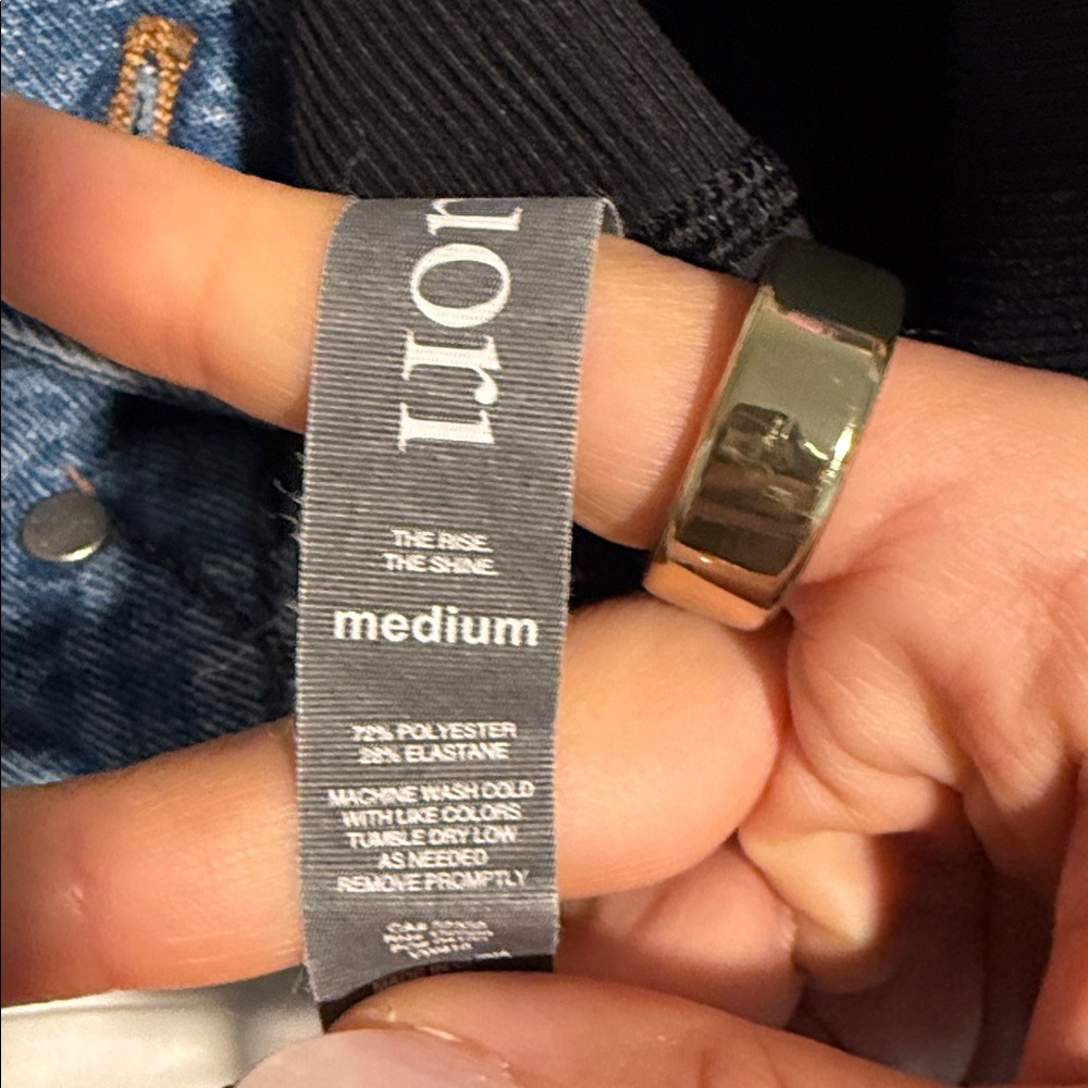 Vuori Daily Joggers - Picture 3 of 3